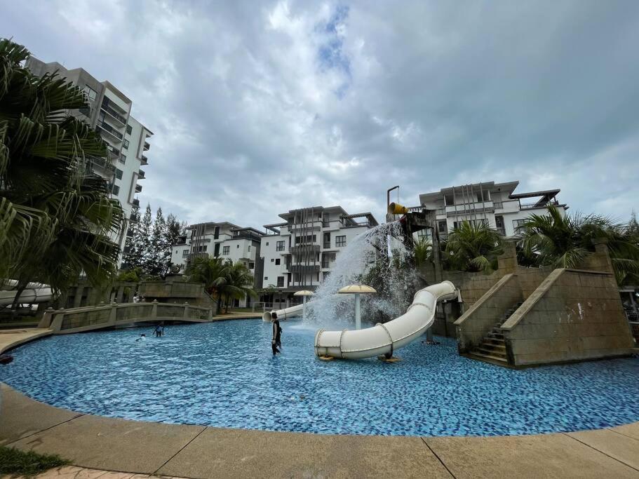 Kuantan Getaway Waterpark And Beach Kültér fotó